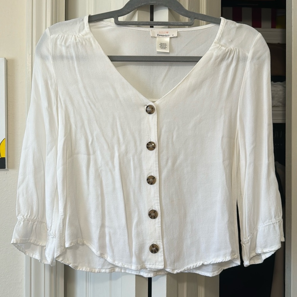 URBAN Romantics White Button Down Blouse